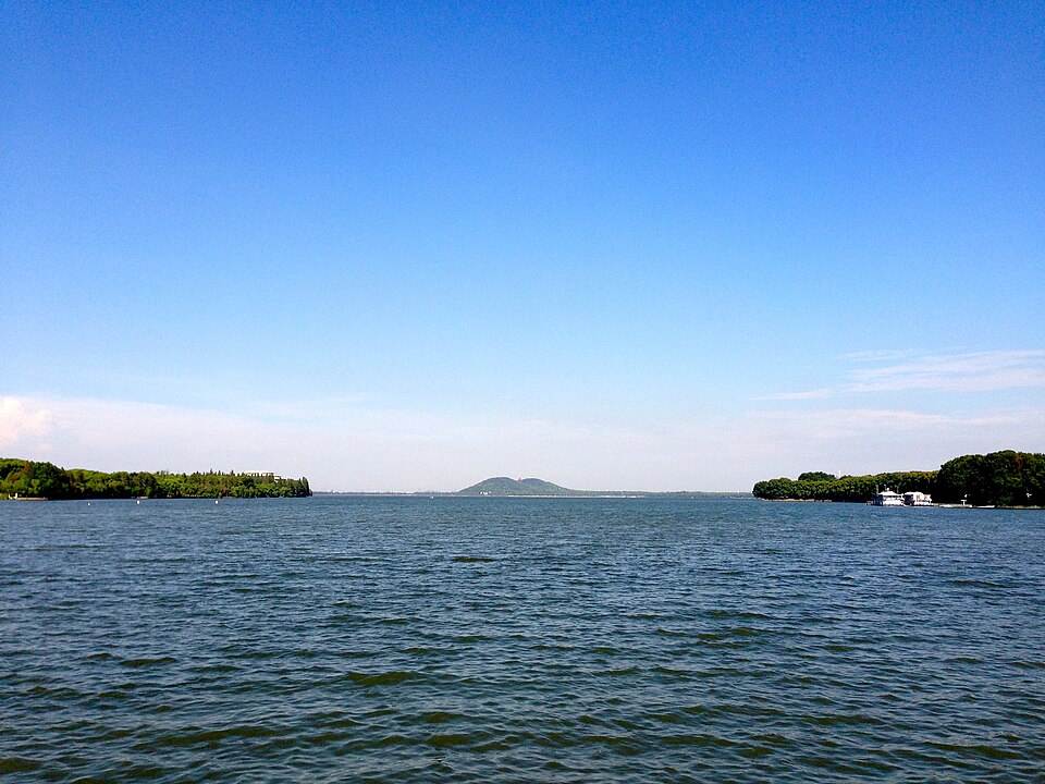 Shaoxing East Lake