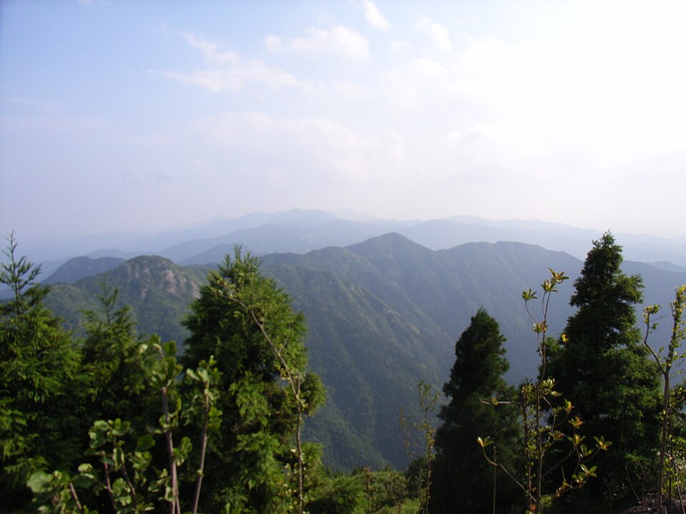 Liangzhou Shenzhou Desert Wildlife Park