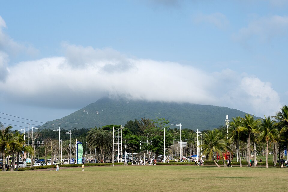 Hainan Tongguling Tourism Area