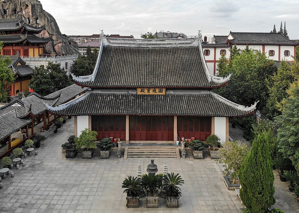 Donglin Temple (Shanghai)