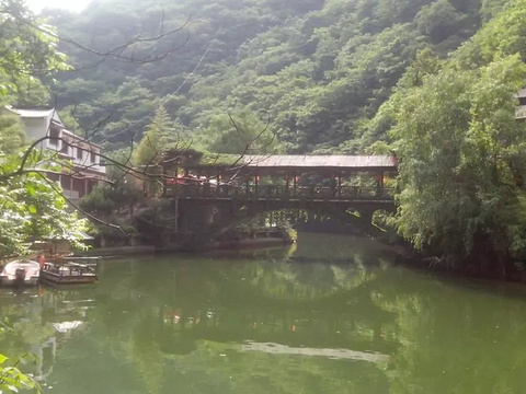 Jinsixia (Golden Silk Gorge) Tourism Area