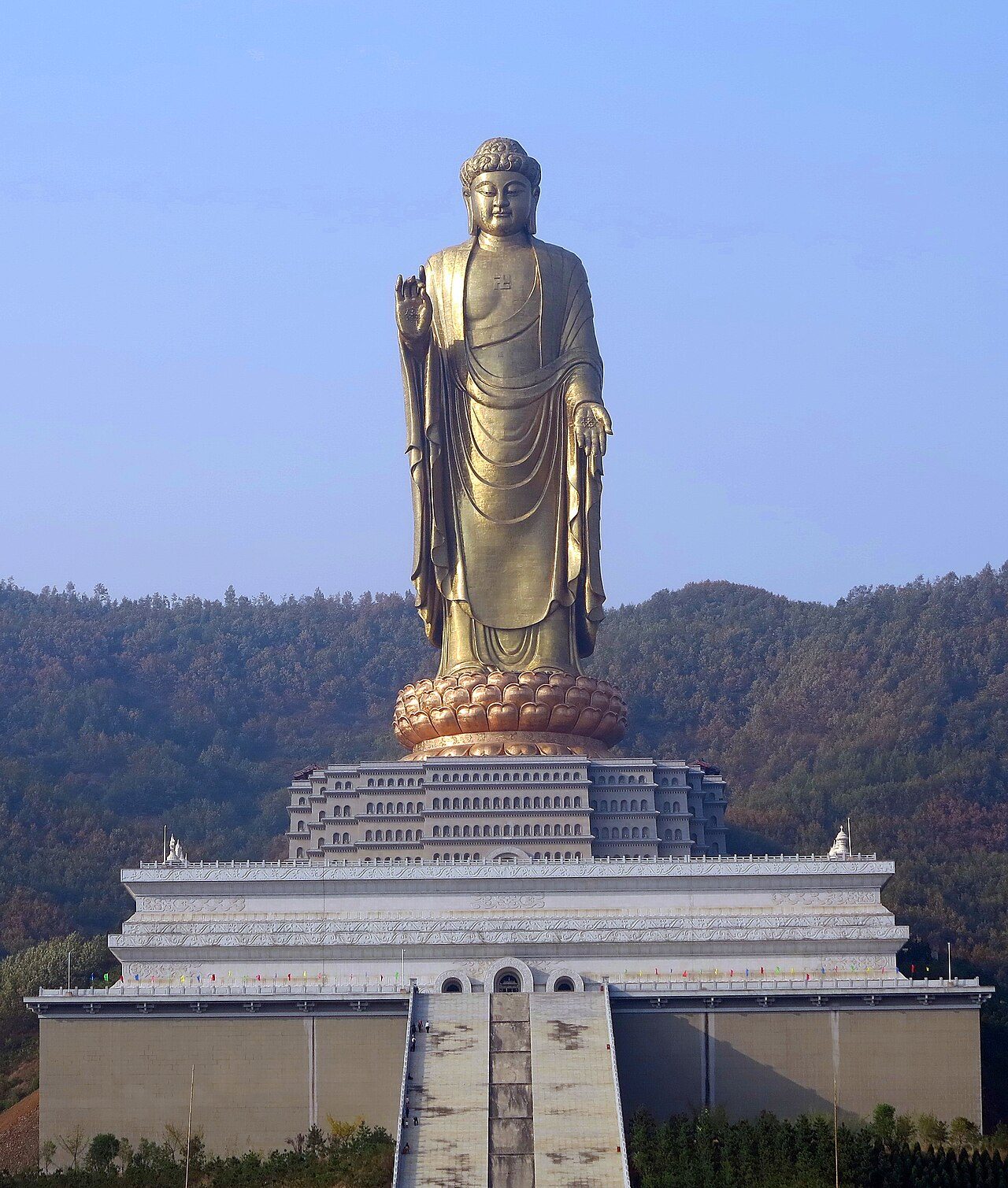 Yaoshan Mountain - Spring Temple Buddha Tourism Area